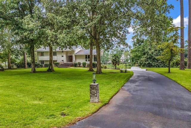 115 Green Lake Dr., Myrtle Beach, SC 29572