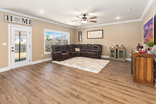 2608 Etna Dr, Chapel Hill, TN 37034