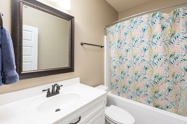 2608 Etna Dr, Chapel Hill, TN 37034
