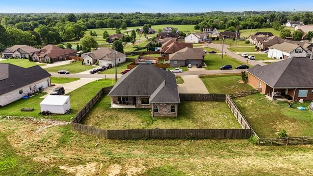 2608 Etna Dr, Chapel Hill, TN 37034