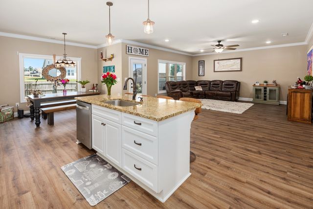 2608 Etna Dr, Chapel Hill, TN 37034
