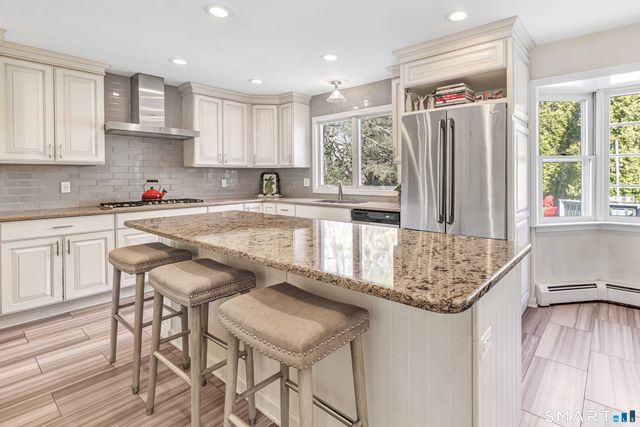 7 Lafayette Drive, Trumbull, CT 06611