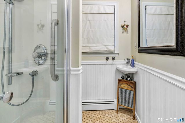 7 Lafayette Drive, Trumbull, CT 06611