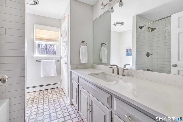 7 Lafayette Drive, Trumbull, CT 06611