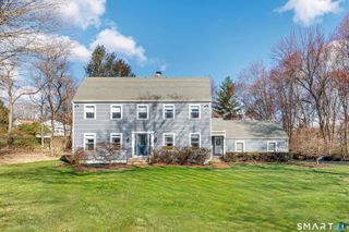 7 Lafayette Drive, Trumbull, CT 06611