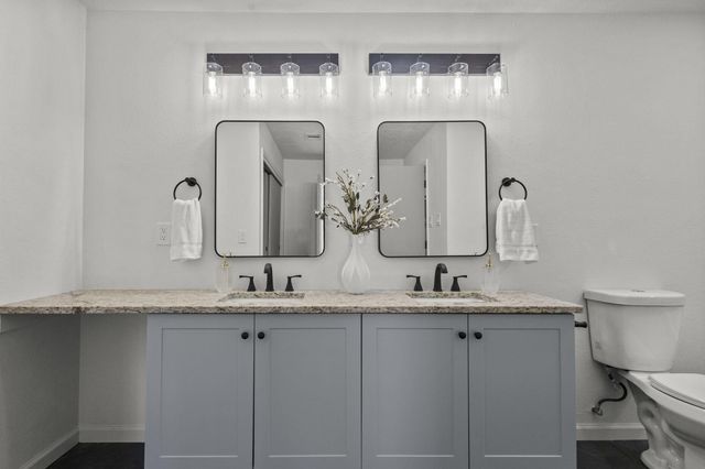 5901 CHIMAYO Drive NW, Albuquerque, NM 87120