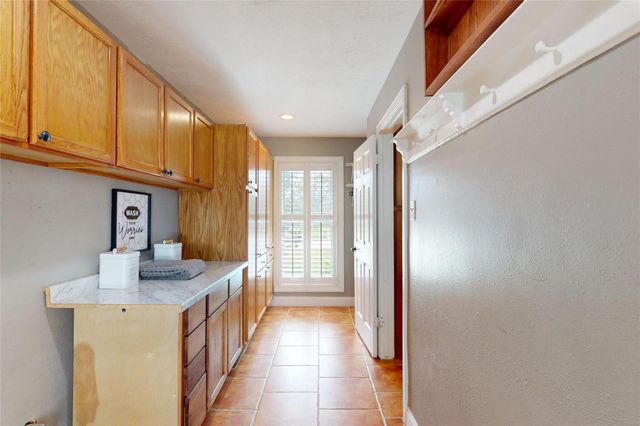 642 N Flamingo Drive, Seabrook, TX 77586