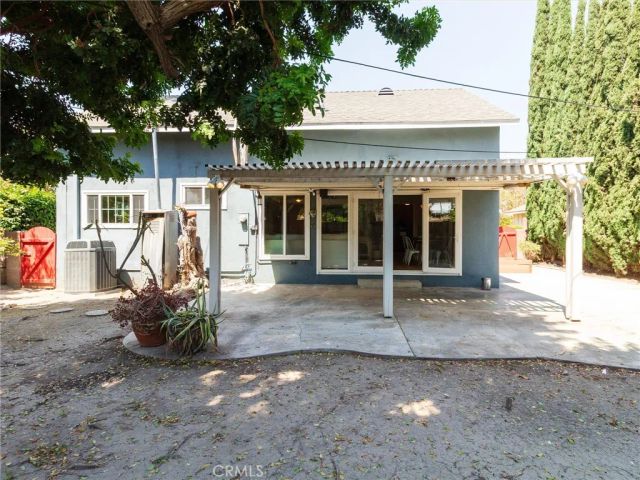 5268 Deeboyar Avenue, Lakewood, CA 90712