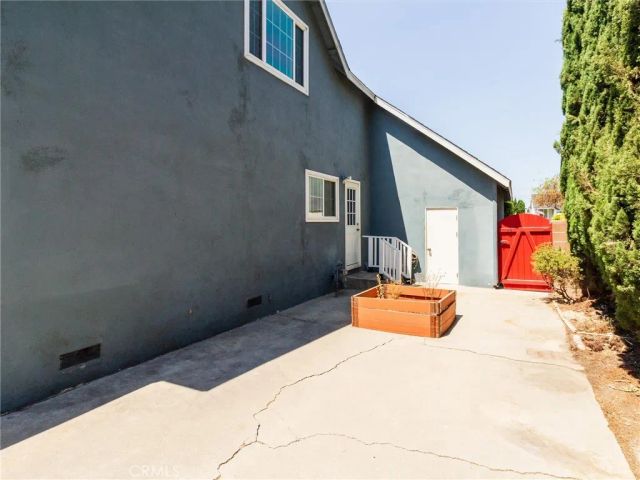 5268 Deeboyar Avenue, Lakewood, CA 90712