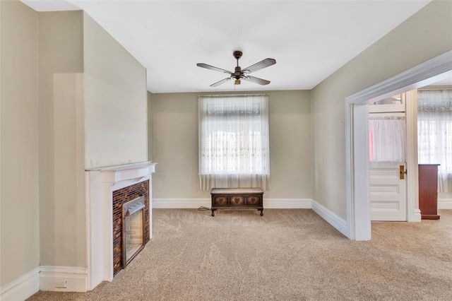326 Mckinley Ave, Avalon, PA 15202