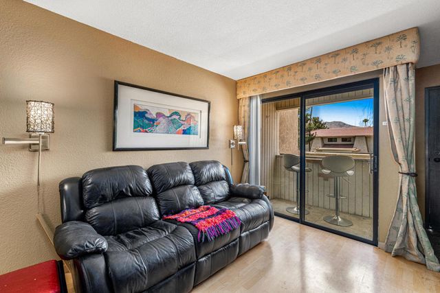 2822 N Auburn Court 208, Palm Springs, CA 92262