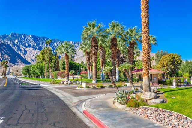 2822 N Auburn Court 208, Palm Springs, CA 92262