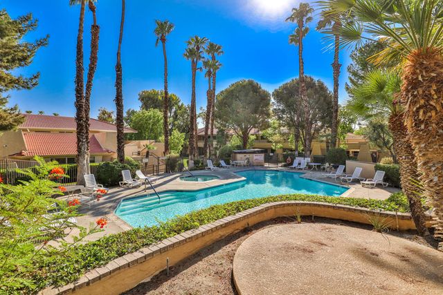 2822 N Auburn Court 208, Palm Springs, CA 92262