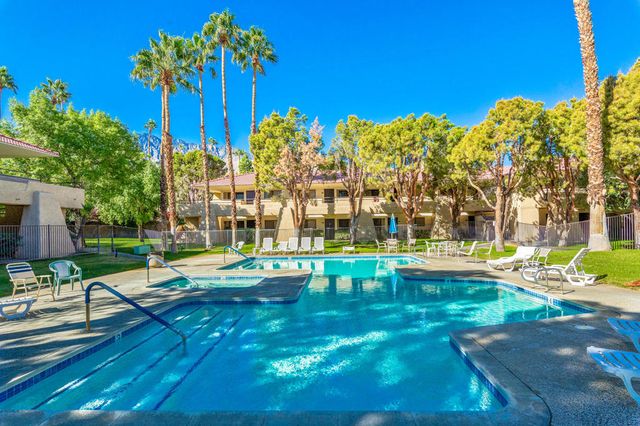 2822 N Auburn Court 208, Palm Springs, CA 92262