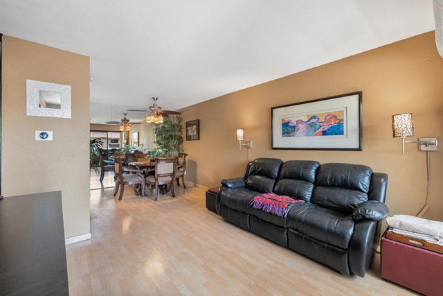 2822 N Auburn Court 208, Palm Springs, CA 92262