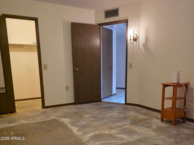 17438 N BOSWELL Boulevard, Sun City, AZ 85373