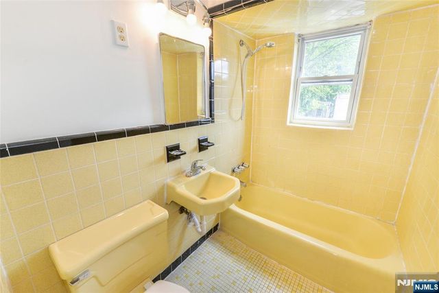 601 Fairview Avenue C1, Fairview, NJ 07022