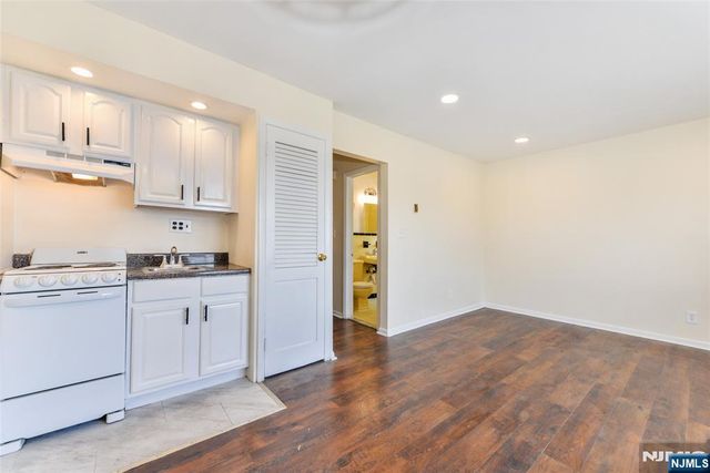 601 Fairview Avenue C1, Fairview, NJ 07022