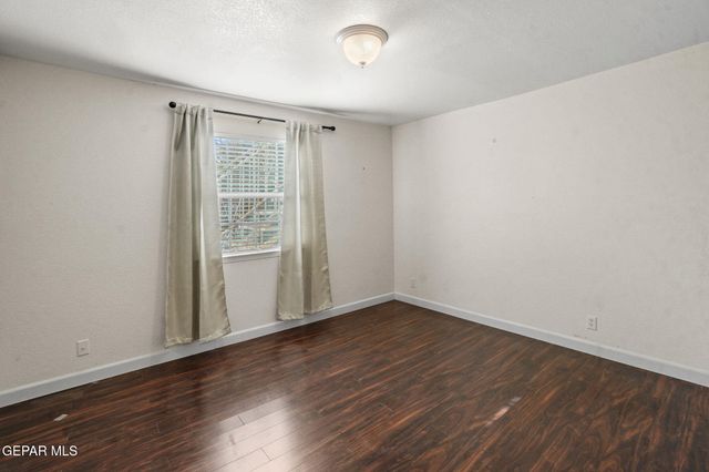 4332 LOMA DE BRISAS Drive, El Paso, TX 79934