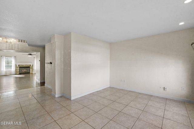 4332 LOMA DE BRISAS Drive, El Paso, TX 79934