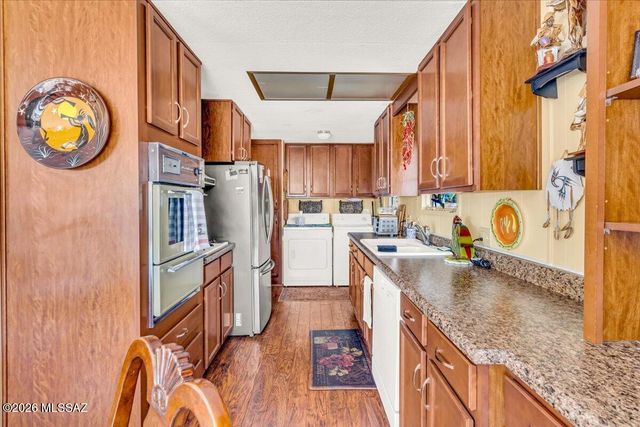 5508 W Flying M Street, Tucson, AZ 85713