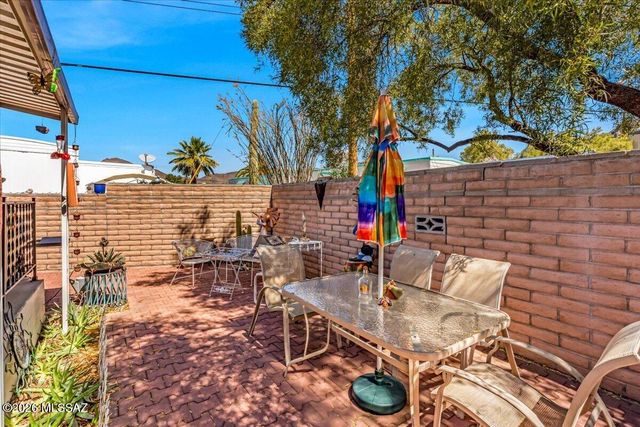 5508 W Flying M Street, Tucson, AZ 85713