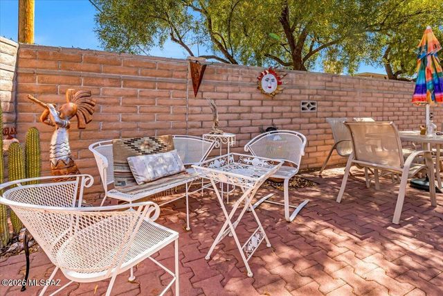 5508 W Flying M Street, Tucson, AZ 85713