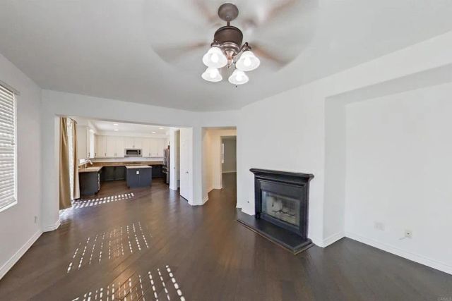 6048 Oak Fence Lane, Lancaster, CA 93536