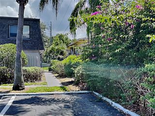 1954 CONWAY ROAD 11, Orlando, FL 32812