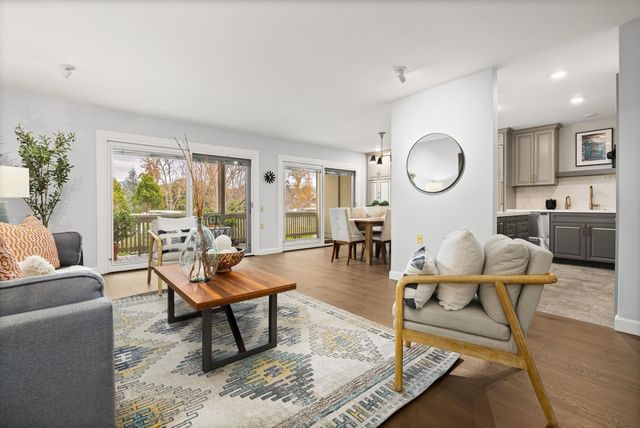 1388 Rockledge Ln 4, Walnut Creek, CA 94595