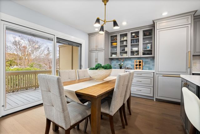 1388 Rockledge Ln 4, Walnut Creek, CA 94595