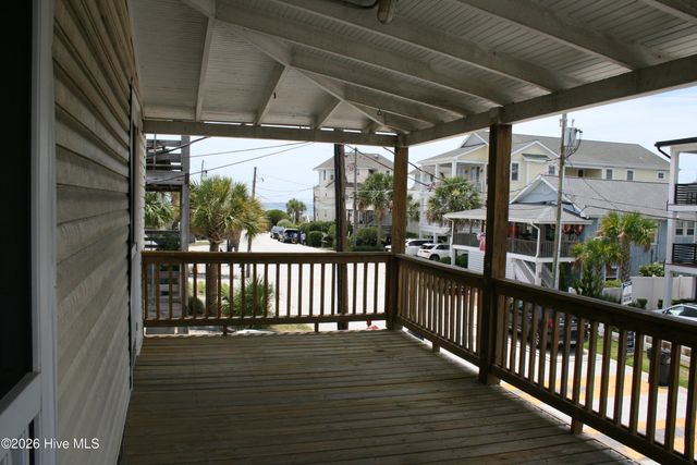 7 E Columbia Street E, Wrightsville Beach, NC 28480