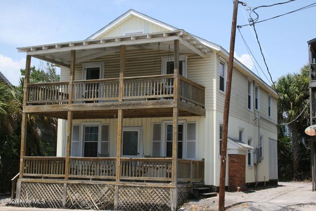 7 E Columbia Street E, Wrightsville Beach, NC 28480