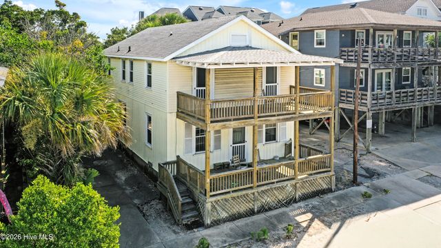 7 E Columbia Street E, Wrightsville Beach, NC 28480