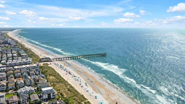 7 E Columbia Street E, Wrightsville Beach, NC 28480