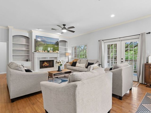 2326 Fountain Way, San Antonio, TX 78248