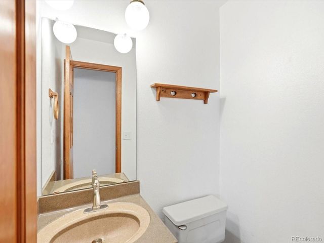 8158 W Frost Place, Littleton, CO 80128
