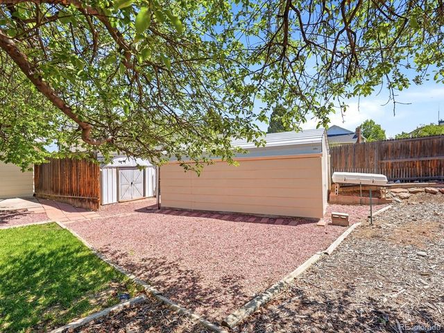 8158 W Frost Place, Littleton, CO 80128