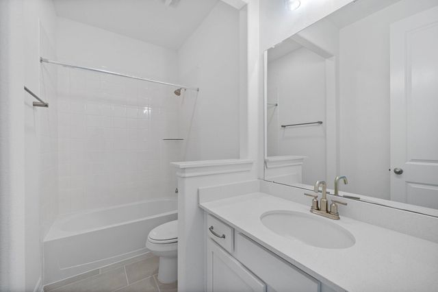 4120 Silver Falls Lane, League City, TX 77573