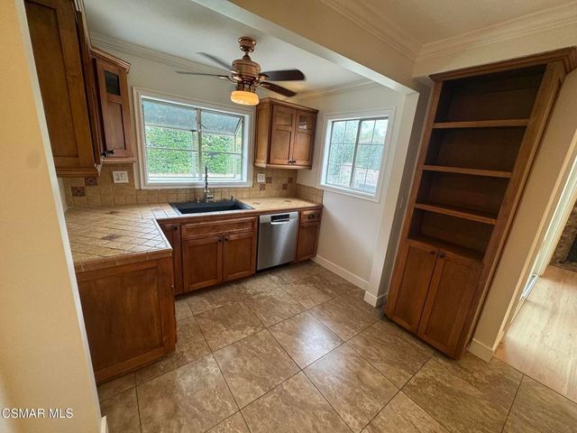 22359 Lanark Street, Canoga Park, CA 91304