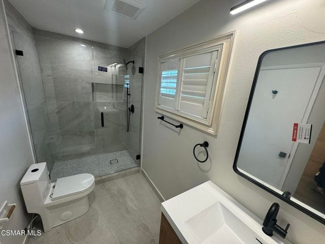 22359 Lanark Street, Canoga Park, CA 91304