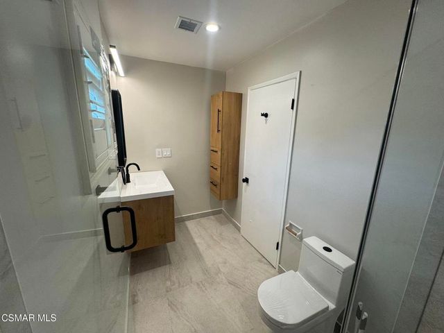 22359 Lanark Street, Canoga Park, CA 91304