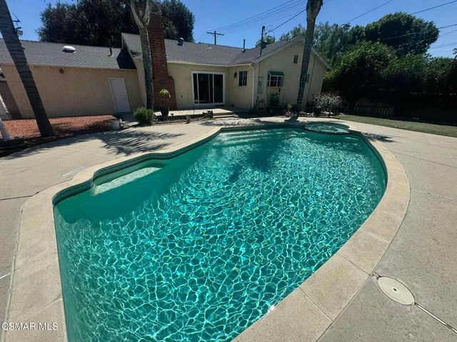 22359 Lanark Street, Canoga Park, CA 91304