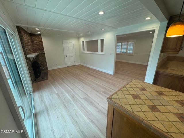 22359 Lanark Street, Canoga Park, CA 91304