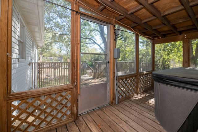 1750 W WEST WAY, Columbia, MO 65203