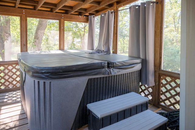 1750 W WEST WAY, Columbia, MO 65203