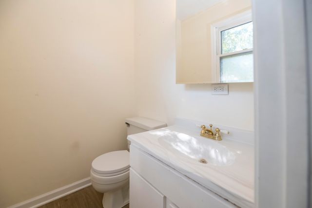 1750 W WEST WAY, Columbia, MO 65203