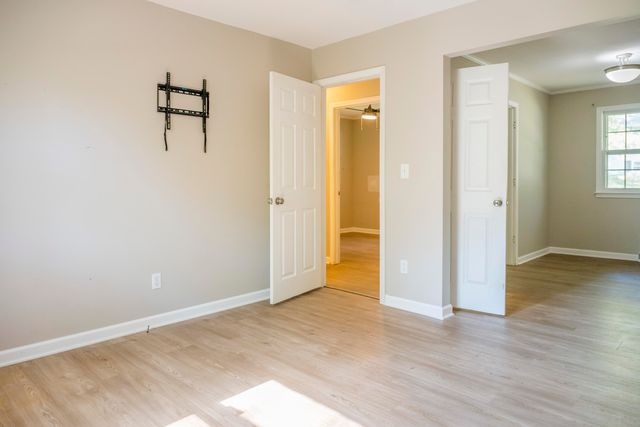 1750 W WEST WAY, Columbia, MO 65203