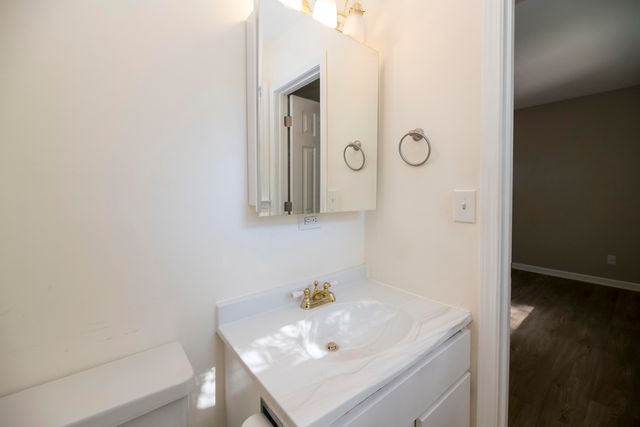 1750 W WEST WAY, Columbia, MO 65203