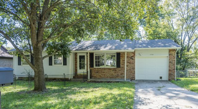 1750 W WEST WAY, Columbia, MO 65203
